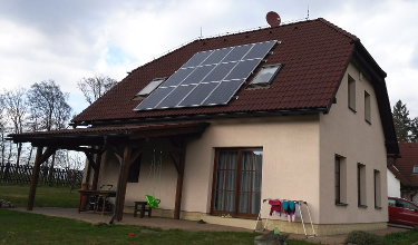 Dokončená FVE 3,12 kW RD Hrubá Skála u Turnova 2017-04-03